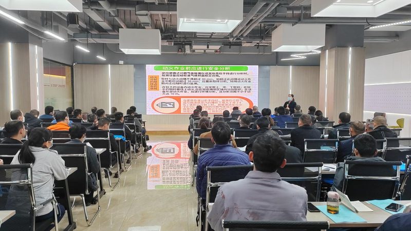 考研全科辅导班面授课程费用：揭秘背后的因素与考量