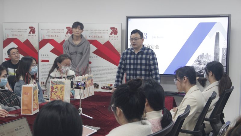 瑜伽教练培训实战教学评价：如何评估教学效果？**
